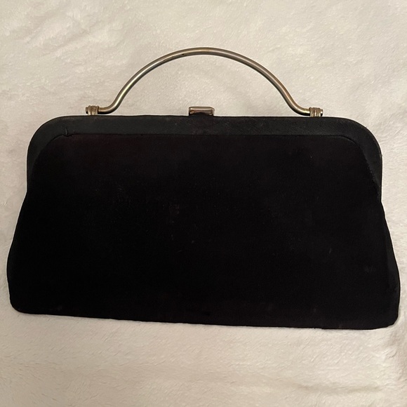 Vintage Clutch Hand Bags circa 1950 and before. - Picture 7 of 14